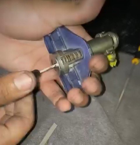 Cambio e Instalación de Cilindros